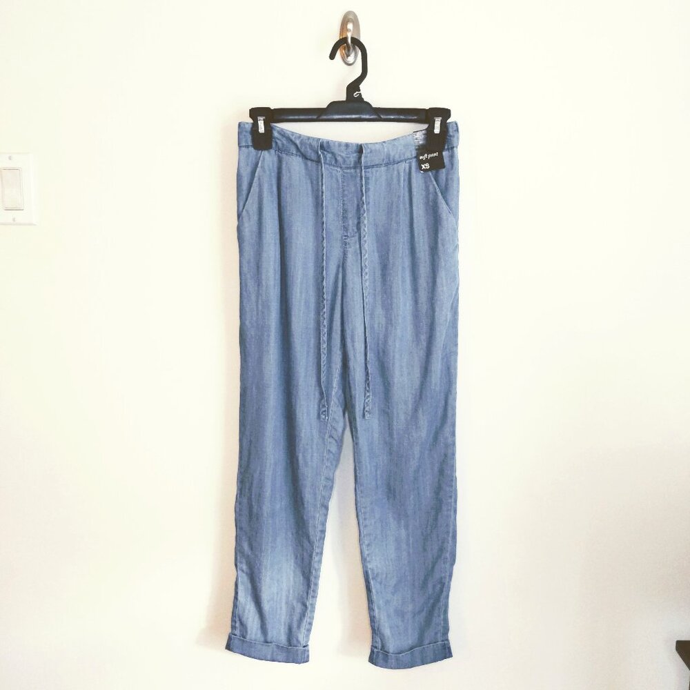 NWT New York & Company Soho Jeans Soft Pants Size XS